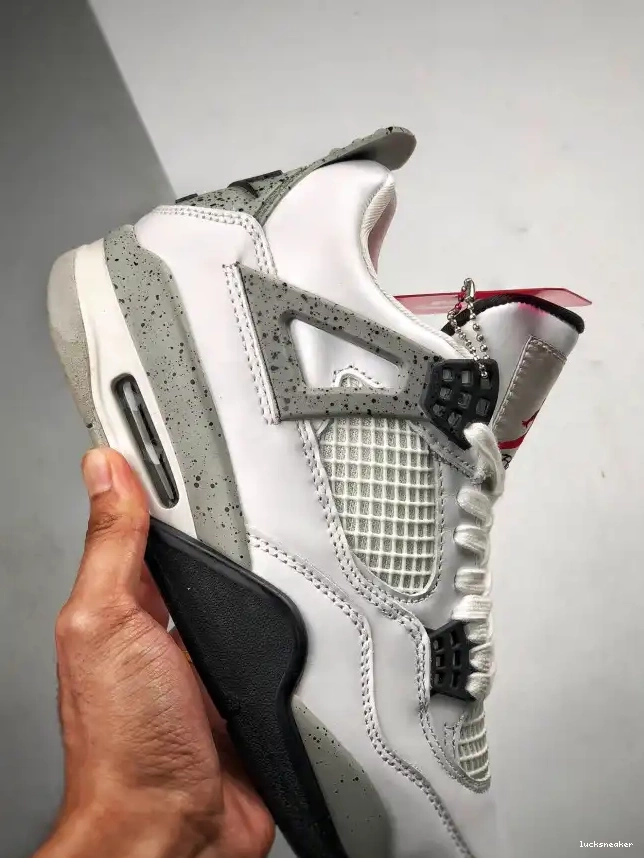 Reps LUCY (nike) Jordan OG Cement White 840606-192 4 Air 0516
